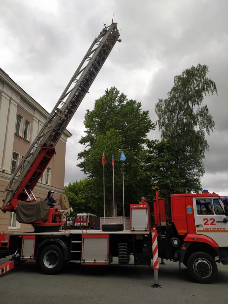 Ознакомительная экскурсия в пожарную часть | 23.06.2022 | Санкт-Петербург -  БезФормата